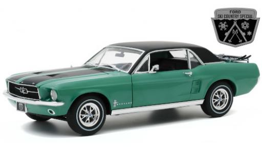 Ford Mustang 1/18 Greenlight Ski Country Special mettalic grün/matt-schwarz 1967 mit Dachgepäckträger modellautos