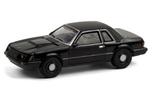 Ford Mustang 1/64 Greenlight SSP schwarz/matt-schwarz 1982 modellautos
