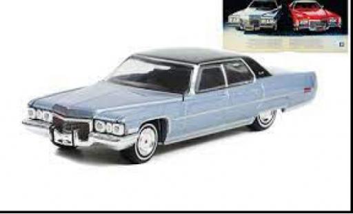 Modellautos Cadillac Sedan 1/64 Greenlight DeVille metallise bleu clair/noire 1972 Cadillac Sedan 1/64 Greenlight DeVille metallise bleu clair/noire 1972 modellautos