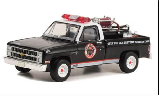 Modellautos Chevrolet C-20 1/64 Greenlight Fire Truck schwarz/weiss Smokey Bear 1982 Chevrolet C-20 1/64 Greenlight Fire Truck schwarz/weiss Smokey Bear 1982 modellautos