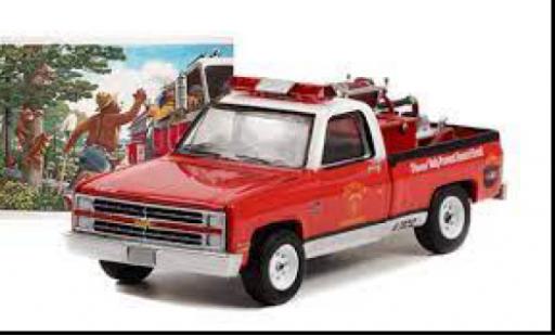 Modellautos Chevrolet C-20 1/64 Greenlight rouge/blanche Smokey Bear 1984 Chevrolet C-20 1/64 Greenlight rouge/blanche Smokey Bear 1984 modellautos