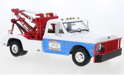 Modellautos Chevrolet C-30 1/64 Greenlight Dually Wrecker Hazzard County Garage 1969 Chevrolet C-30 1/64 Greenlight Dually Wrecker Hazzard County Garage 1969 modellautos