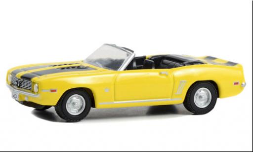 Chevrolet Camaro 1/64 Greenlight SS Cabrio gelb/schwarz 1969 modellautos