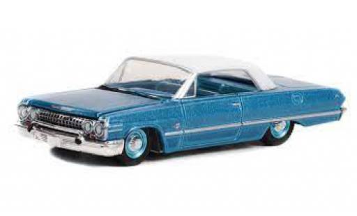 Chevrolet Impala 1/64 Greenlight SS 409 Cabrio metallise blau/beige 1963 modellautos
