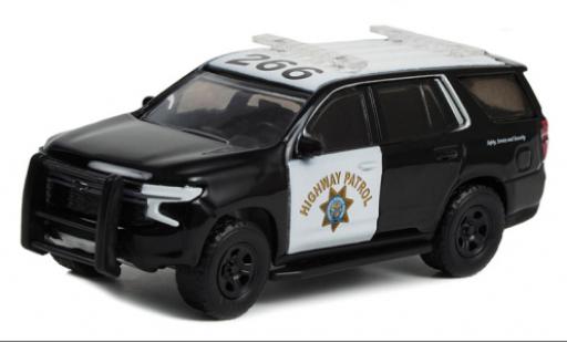 Chevrolet Tahoe 1/64 Greenlight Police Pursuit Vehicle California Highway Patrol 2021 modellautos