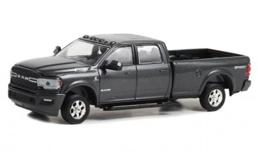 Modellautos Dodge RAM 1/64 Greenlight 2500 Big Horn Sport 4x4 metallise grau 2022 Dodge RAM 1/64 Greenlight 2500 Big Horn Sport 4x4 metallise grau 2022 modellautos