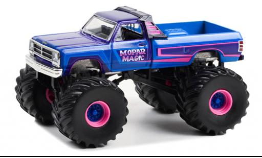 Modellautos Dodge RAM 1/64 Greenlight W350 Mopar Magic 1983 Dodge RAM 1/64 Greenlight W350 Mopar Magic 1983 modellautos