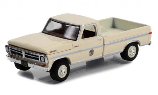 Modellautos Ford F-250 1/64 Greenlight beige clair Fall Guy Stuntman Association 1972 Ford F-250 1/64 Greenlight beige clair Fall Guy Stuntman Association 1972 modellautos