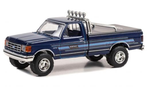Modellautos Ford F-250 1/64 Greenlight XLT Lariat bleu foncé/Décorer 1987 Ford F-250 1/64 Greenlight XLT Lariat bleu foncé/Décorer 1987 modellautos