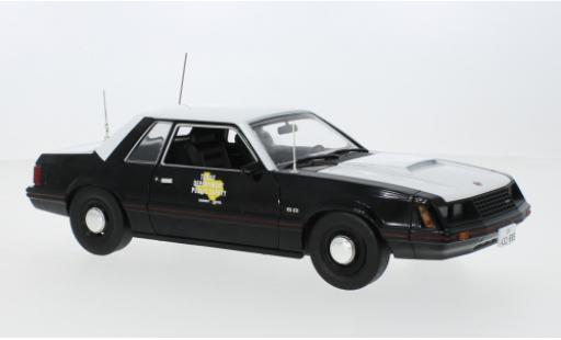 Ford Mustang 1/18 Greenlight SSP Texas Departement of Public Safety 1982 modellautos