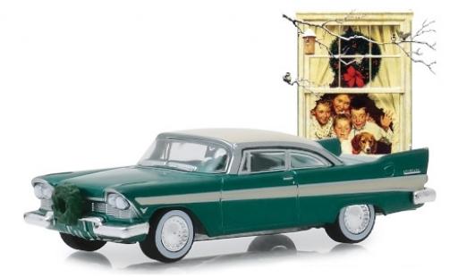 Modellautos Plymouth Belvedere 1/64 Greenlight mettalic grün/beige 1957 mit Weihnachtsschmuck Plymouth Belvedere 1/64 Greenlight mettalic grün/beige 1957 mit Weihnachtsschmuck modellautos