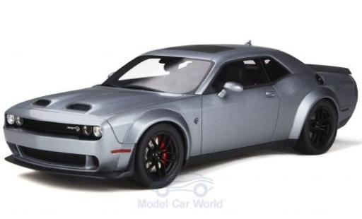 Modellautos Dodge Challenger 1/18 GT Spirit SRT Hellcat Redeye silber 2018 Dodge Challenger 1/18 GT Spirit SRT Hellcat Redeye silber 2018 modellautos