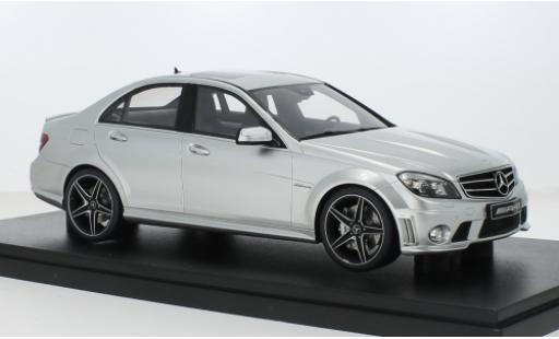 Modellautos Mercedes Classe C 1/18 GT Spirit C63 AMG (W204) silber 1:18 Mercedes Classe C 1/18 GT Spirit C63 AMG (W204) silber 1:18 modellautos