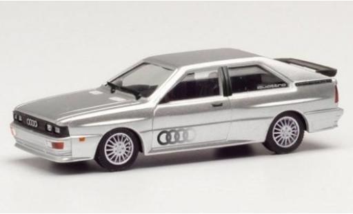 Modellautos Audi Quattro 1/87 Herpa silber/Dekor Audi Quattro 1/87 Herpa silber/Dekor modellautos