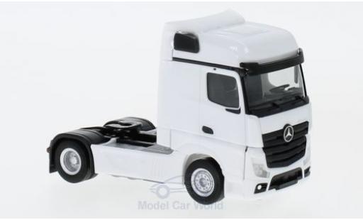 Modellautos Mercedes Actros 1/87 Herpa Bigspace weiss 2018 Zugmaschine Mercedes Actros 1/87 Herpa Bigspace weiss 2018 Zugmaschine modellautos