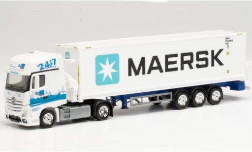 Modellautos Mercedes Actros 1/87 Herpa Gigaspace GDH / Maersk Seitenladersattelzug Mercedes Actros 1/87 Herpa Gigaspace GDH / Maersk Seitenladersattelzug modellautos