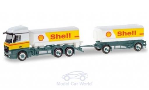 Modellautos Mercedes Actros 1/87 Herpa StreamSpace S Benzintank-Hängerzug Mercedes Actros 1/87 Herpa StreamSpace S Benzintank-Hängerzug modellautos