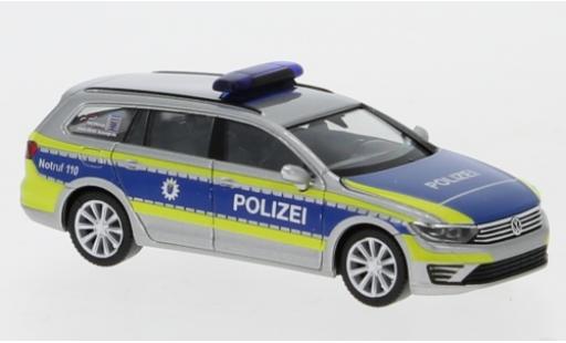 Modellautos Volkswagen Passat 1/87 Herpa GTE Polizei Hessen Volkswagen Passat 1/87 Herpa GTE Polizei Hessen modellautos