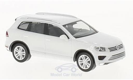 Modellautos Volkswagen Touareg 1/87 Herpa weiss Volkswagen Touareg 1/87 Herpa weiss modellautos