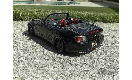 Honda S2000 Base 1/18 Maisto schwarz jantes 18 pouces modellautos