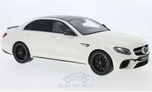 Modellautos Mercedes Classe E 1/18 GT Spirit AMG E63 S weiss 2018 Mercedes Classe E 1/18 GT Spirit AMG E63 S weiss 2018 modellautos