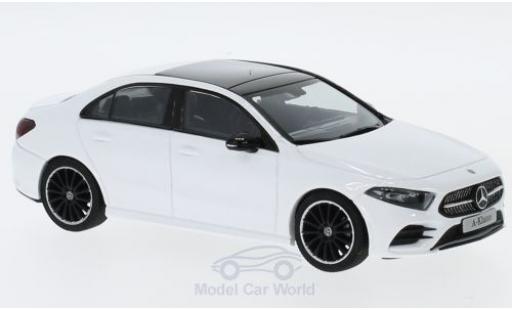 Modellautos Mercedes Classe A 1/43 Herpa Limousine (V177) weiss Mercedes Classe A 1/43 Herpa Limousine (V177) weiss modellautos