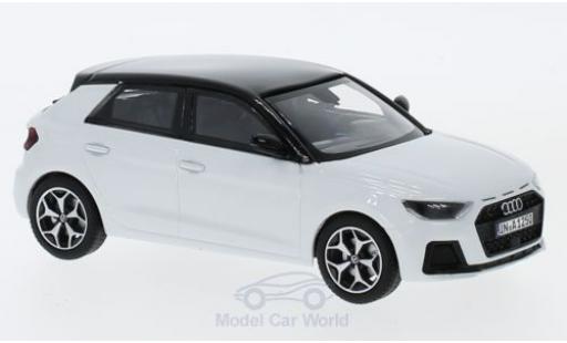 Audi A1 1/43 iScale Sportback mettalic weiss/schwarz 2018 modellautos