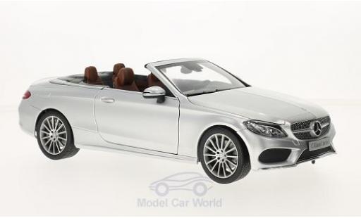 Mercedes Classe C 1/18 iScale (A205) Cabriolet silber Softtop liegt Bei modellautos