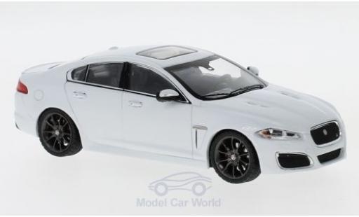 Jaguar XF R 1/43 IXO R weiss modellautos