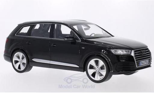 Audi Q7 1/18 Minichamps (4M) schwarz modellautos
