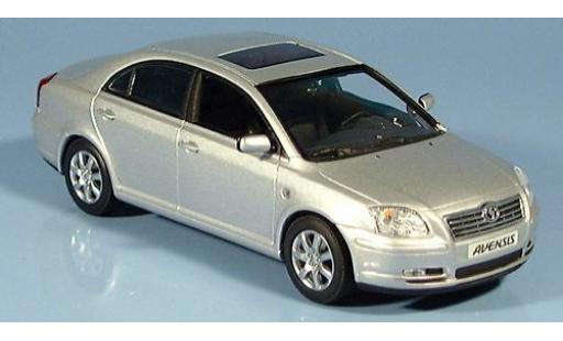 Toyota Avensis 1/43 Minichamps T27 silber 2009 modellautos