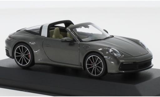Modellautos Porsche 992 Targa 1/43 Minichamps 911 Targa 4S () mettalic grau Porsche 992 Targa 1/43 Minichamps 911 Targa 4S () mettalic grau modellautos