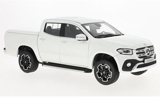 Modellautos Mercedes CLA 1/18 Norev I-Norev X-classe (W470) mettalic blanche 2017 Mercedes CLA 1/18 Norev I-Norev X-classe (W470) mettalic blanche 2017 modellautos