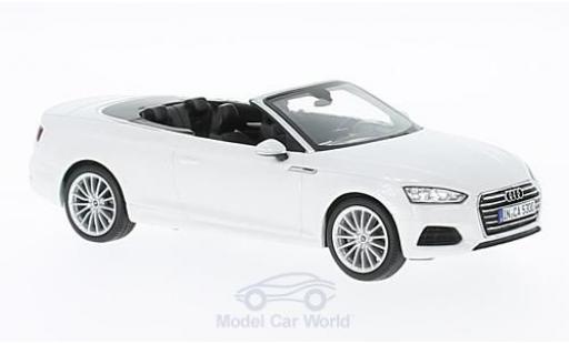 Modellautos Audi A5 1/43 Spark Cabriolet mettalic weiss 2016 Audi A5 1/43 Spark Cabriolet mettalic weiss 2016 modellautos