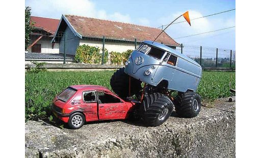Volkswagen Combi Base 1/18 Solido big foot modellautos
