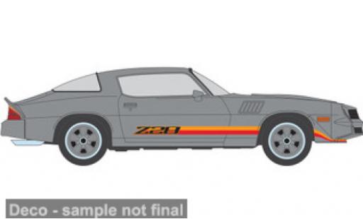 Modellautos Chevrolet Camaro 1/64 IXO America Z28 silber/orange 1979 1:64 Chevrolet Camaro 1/64 IXO America Z28 silber/orange 1979 1:64