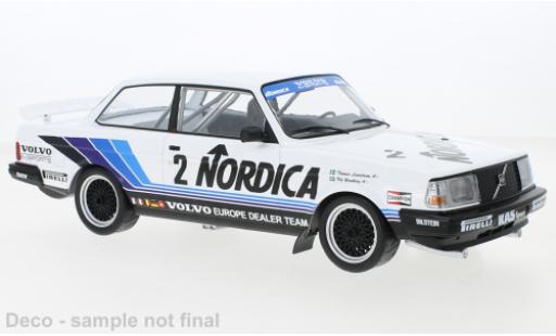 Modellautos Volvo 240 1/18 IXO Turbo No.2 Europe Dealer Team Nordica ETCC Brünn 1986 Volvo 240 1/18 IXO Turbo No.2 Europe Dealer Team Nordica ETCC Brünn 1986 modellautos