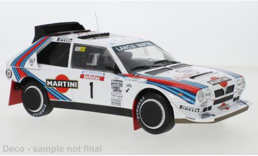 Lancia Delta 1/18 IXO S4 No.1 Martini Racing Martini Tour de Corse 1986 M.Alen/I.Kivimäki modellautos