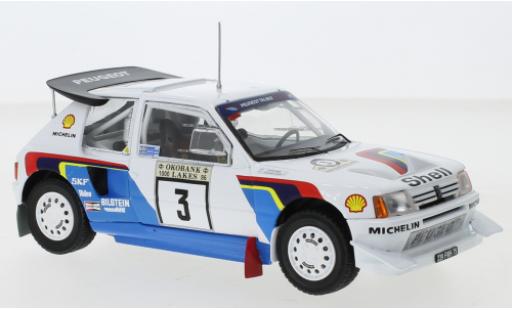 Modellautos Peugeot 205 1/24 IXO T16 E2 No.3 Rallye WM 1000 Lakes Rally 1986 J.Kankkunen/J.Piironen Peugeot 205 1/24 IXO T16 E2 No.3 Rallye WM 1000 Lakes Rally 1986 J.Kankkunen/J.Piironen modellautos