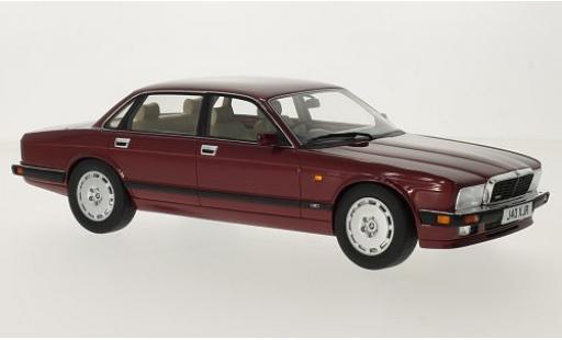 Modellautos Jaguar XJ 1/18 Cult Scale Models R 40 Regen rot Cult Scale Mo 1:18 Jaguar XJ 1/18 Cult Scale Models R 40 Regen rot Cult Scale Mo 1:18 modellautos