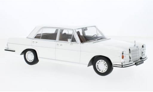 Modellautos Mercedes 300 1/18 KK Scale SEL 6.3 (W109) weiss 1968 1:18 Mercedes 300 1/18 KK Scale SEL 6.3 (W109) weiss 1968 1:18 modellautos