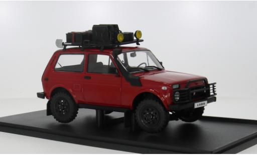 Lada Niva 1/18 Solido rot 1980 1:18 modellautos