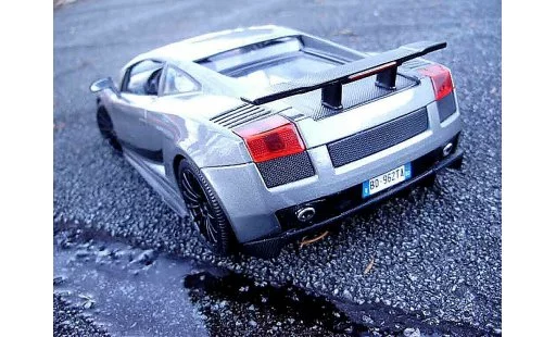 Lamborghini Gallardo Superleggera 1/18 Maisto grau foncee modellautos
