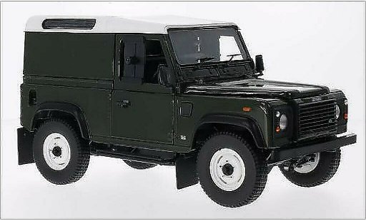 Land Rover Defender 90 1/18 Universal Hobbies County Hardtop gr&Atilde;&frac14;n/weiss RHD 2004 modellautos