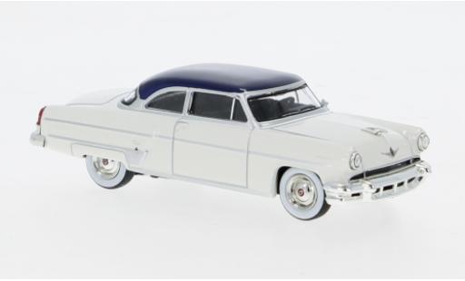 Modellautos Lincoln Capri 1/64 Mini GT beige 1:64 Lincoln Capri 1/64 Mini GT beige 1:64 modellautos