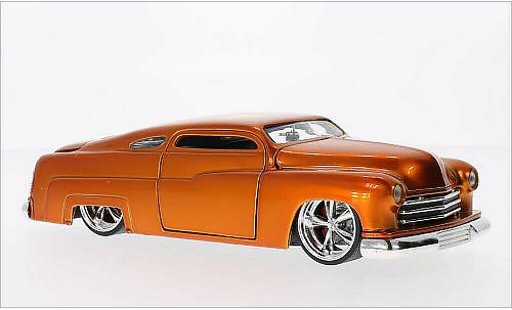 Lincoln Mercury Base 1/24 Jada Toys Tuning kupfer 1951 modellautos