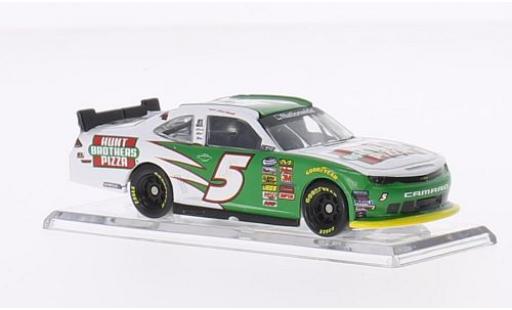 Modellautos Chevrolet Camaro RS 1/64 Lionel Racing No.5 JR Motorsports Hunt Brothers Pizza Nascar 2014 K.Harvick Chevrolet Camaro RS 1/64 Lionel Racing No.5 JR Motorsports Hunt Brothers Pizza Nascar 2014 K.Harvick modellautos