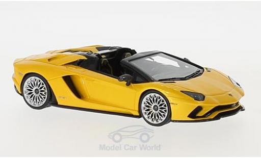 Modellautos Lamborghini Aventador Roadster 1/43 Look Smart S Roadster mettalic gelb Lamborghini Aventador Roadster 1/43 Look Smart S Roadster mettalic gelb modellautos