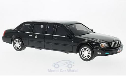 Cadillac Deville 1/24 Lucky Die Cast DeVille Presidental Limousine schwarz 2001 Standarten liegen bei modellautos
