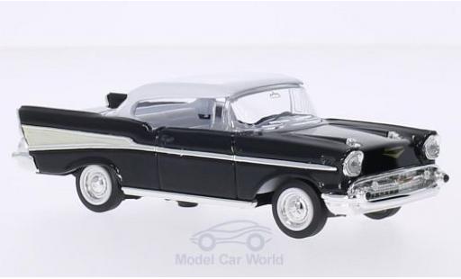 Modellautos Chevrolet Bel Air 1/43 Lucky Die Cast schwarz/weiss 1957 ohne Vitrine Chevrolet Bel Air 1/43 Lucky Die Cast schwarz/weiss 1957 ohne Vitrine modellautos